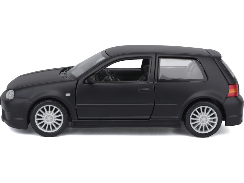 Maisto Volkswagen Golf R32 1:24 čierna matná