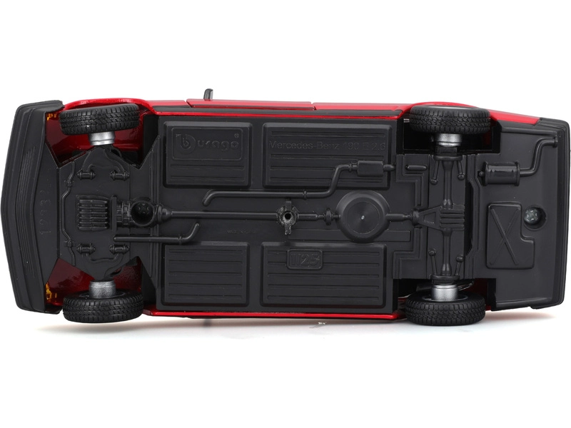 Bburago Mercedes benz 190e 1984 1:24 Red