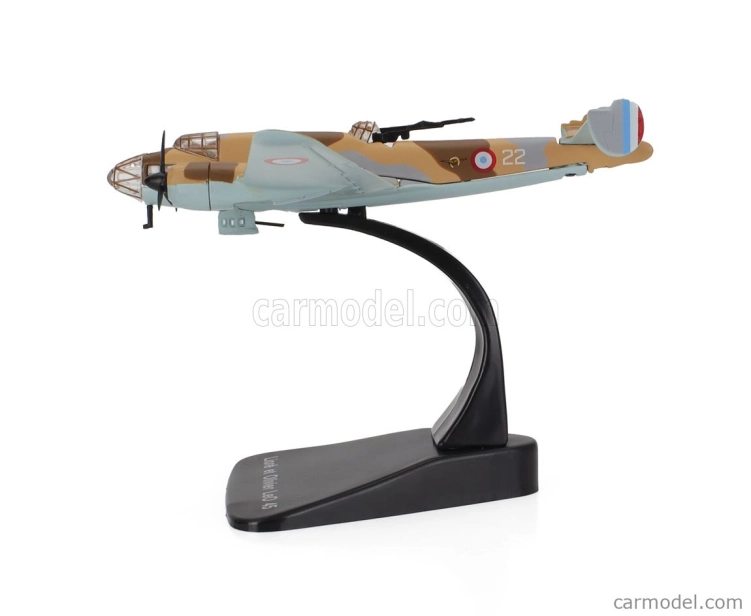 Edicola Liore et olivier Leo 45 Airplane Military 1945 1:144 Camouflage