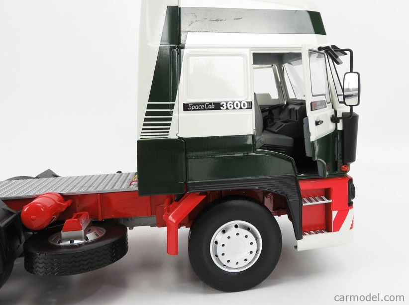 Road-kings DAF 3600 Space Cab Tractor Truck 3-assi 1986 1:18 Bielo-zeleno-červená