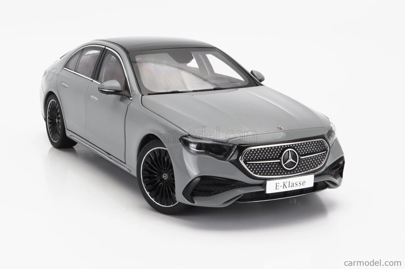 Mercedes benz triedy E (w214) Amg Line 2024 1:18 Alpine Grey