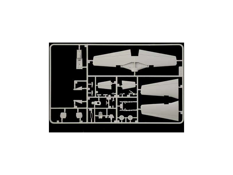 Italeri North American P-51A Mustang (1:72)