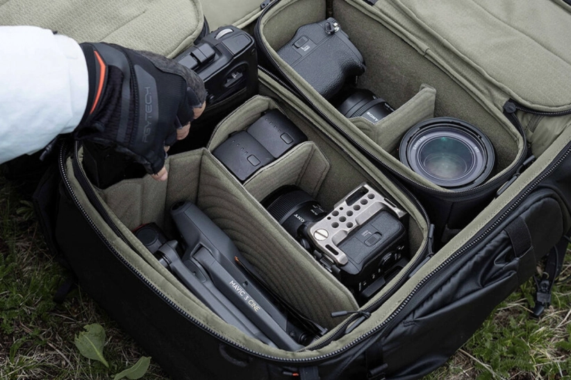 PGYTECH - Batoh OnePro Flex 40L (Space Black) + organizér M