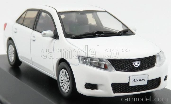 Kyosho Toyota Allion (early) 2001 1:43 Super Bílá