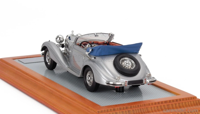 Ilario-model Mercedes benz 540k Sn154157 Sindelfingen Cabriolet A Open 1937 1:43 Stříbrná Modrá