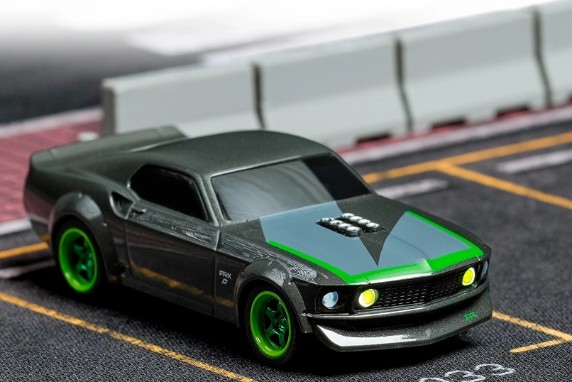 RC auto nano-TTR 1969 Ford Mustang RTR-X