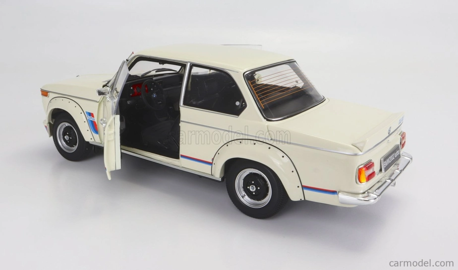 Kyosho BMW 2002 Turbo 1974 1:18 Bílá