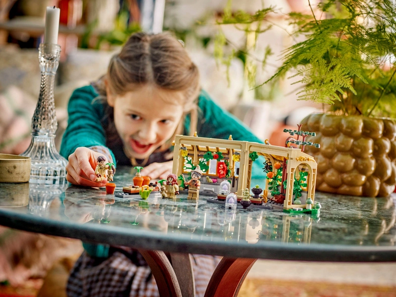 LEGO Harry Potter - Bradavický hrad: Hodina bylinkárstva
