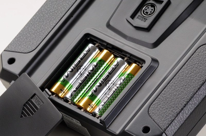 Čtyřkanálová RC souprava Absima SR4S 2,4GHz