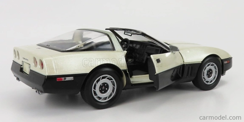 Greenlight Chevrolet Corvette C4 Coupe 1986 - Malcom Konner 1:18, béžová
