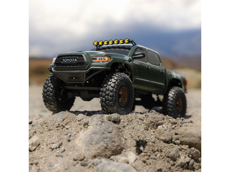 Axial SCX30 Toyota Tacoma TRD Pro Extreme 1:30 4WD RTR zelený