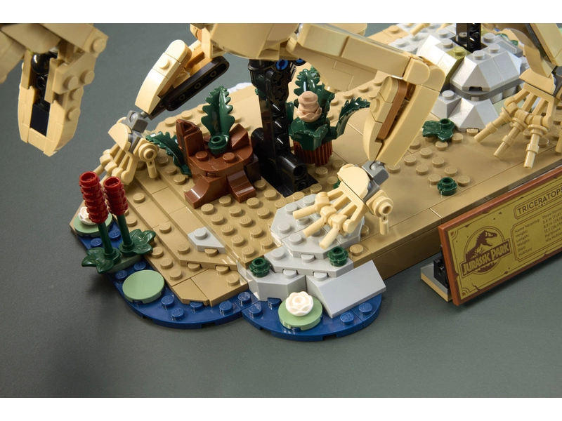 LEGO Jurassic World - Dinosauří fosilie: Triceratops
