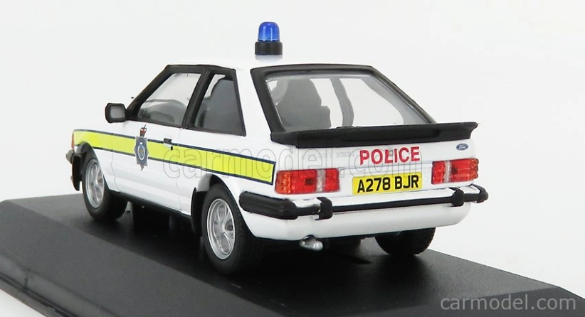 Vanguards Ford england Escort Mkiii Xr3i Police 1990 1:43 Bílá Žlutá