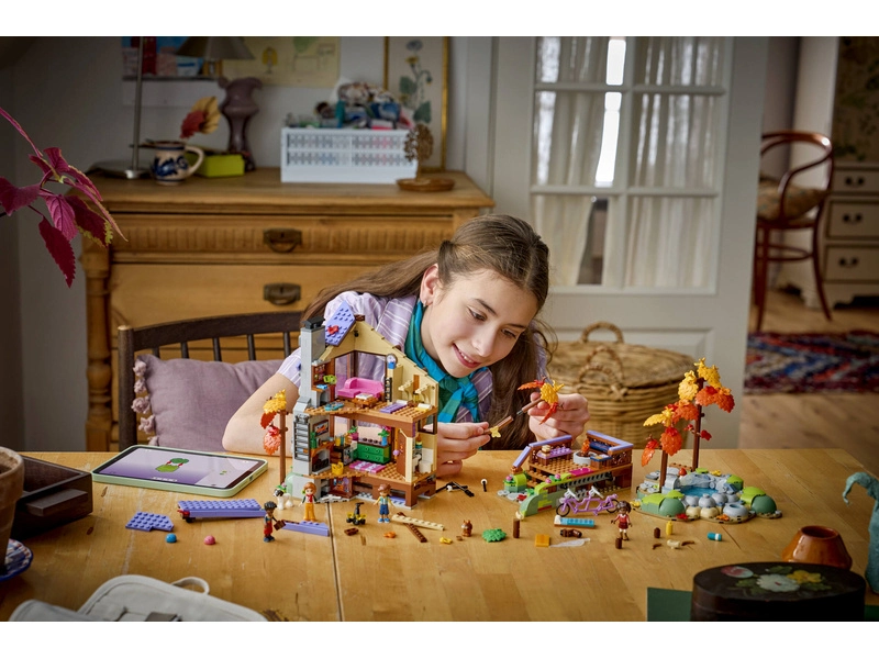 LEGO Friends - Útulná chata v podzimním lese