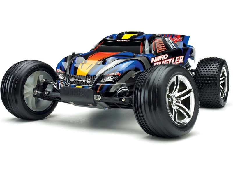 RC auto Traxxas Nitro Rustler truggy