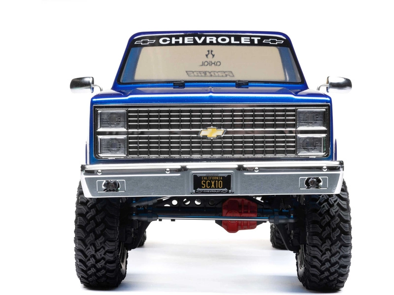 Axial SCX10 III Base Camp 1:10 4WD Chevy K10 1982 RTR modrý