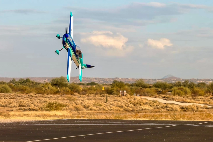 RC lietadlo 103" Extra SX ARF 2,61 m, modrá
