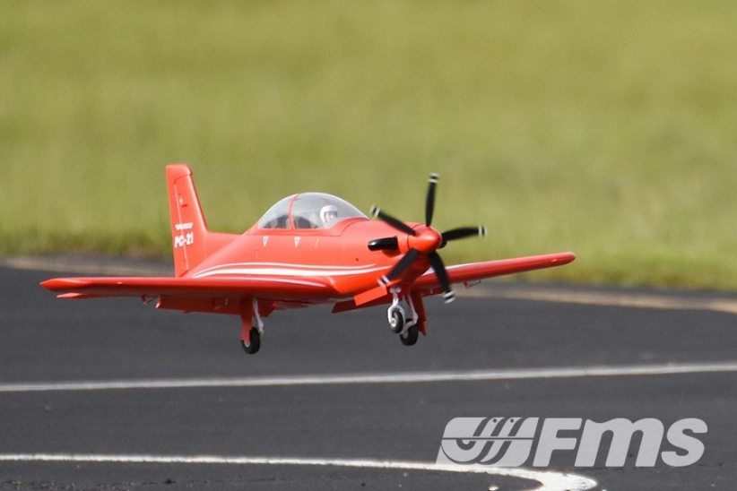 RC letadlo PC-21 1100mm ARF