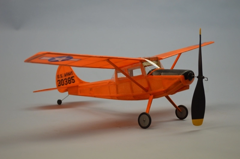 L-19 Bird Dog 457 mm laser. vyřezávaný