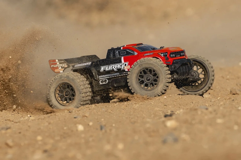 FURAGO XD - RTR - Brushed 2S - Červená