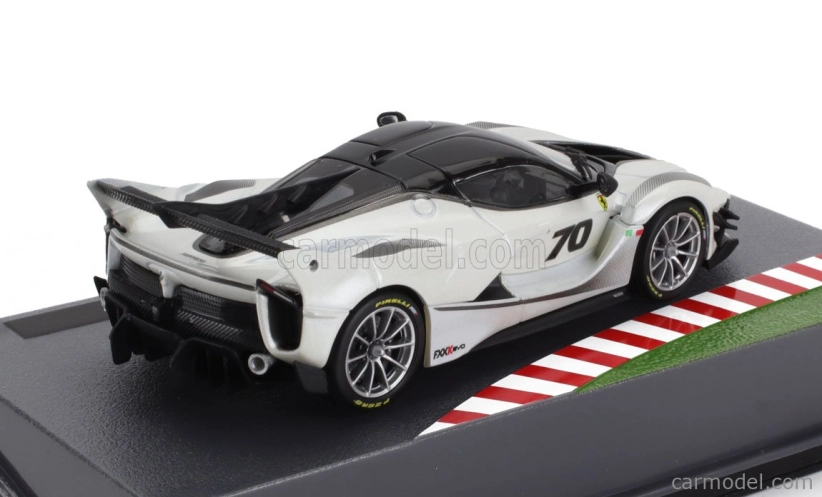 Edicola Ferrari Fxx-k Evo N 70 Press 2017 1:43 Bianco Italia - White Pearl Met
