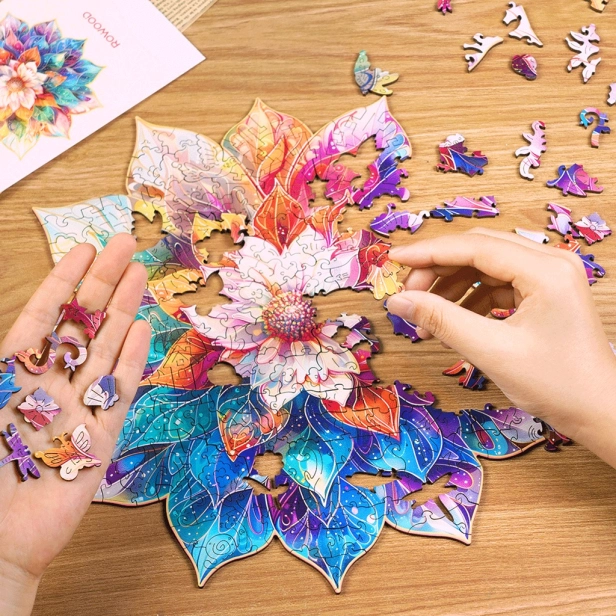 RoboTime Dřevěné puzzle Květinová mandala