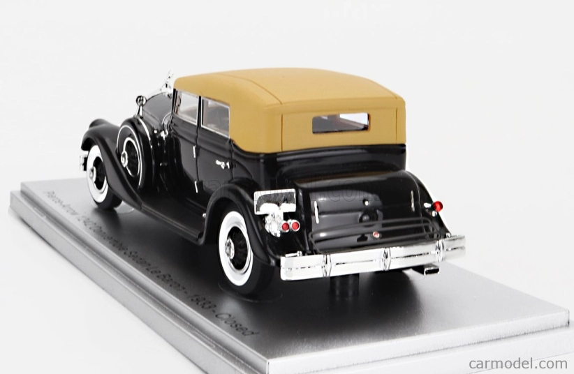 Kess-model Pierce arrow 124 Cabrio Berline Sedan Le Baron Closed 1933 1:43 Black