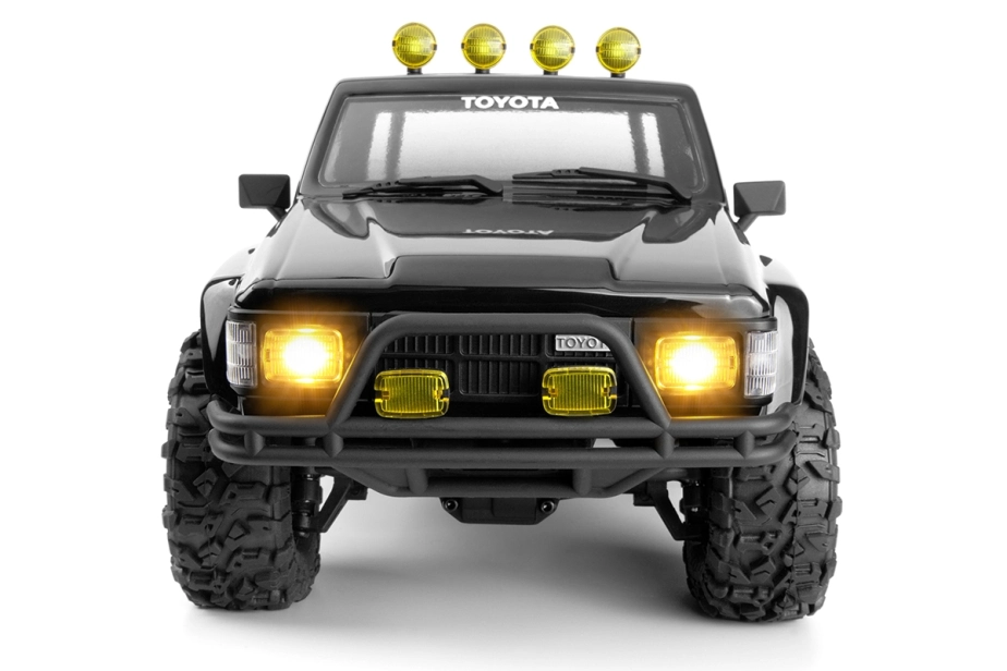 Venture18 Flux 1985 Toyota Hilux SR5 - čierna