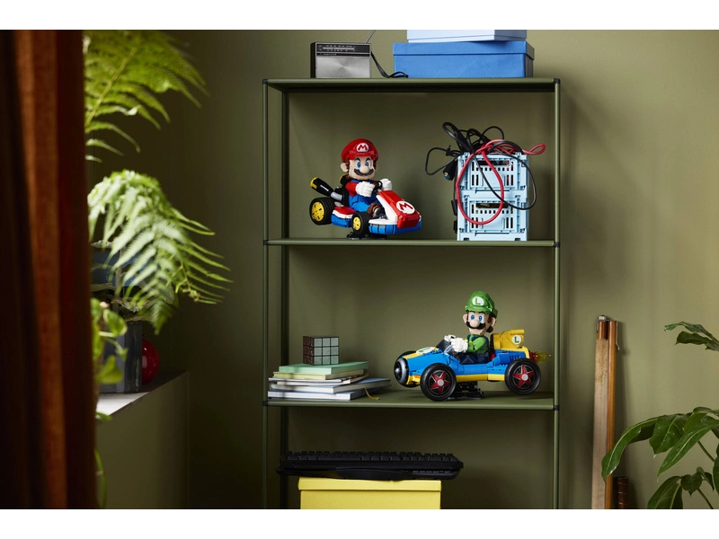 LEGO Super Mario - Mario Kart™ – Luigi a Mach 8