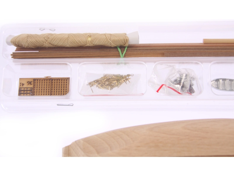 MINI MAMOLI Pinta 1:106 kit