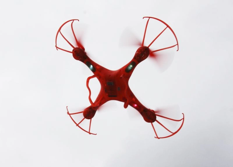 NINCOAIR Quadrone Spike 2.4GHz RTF
