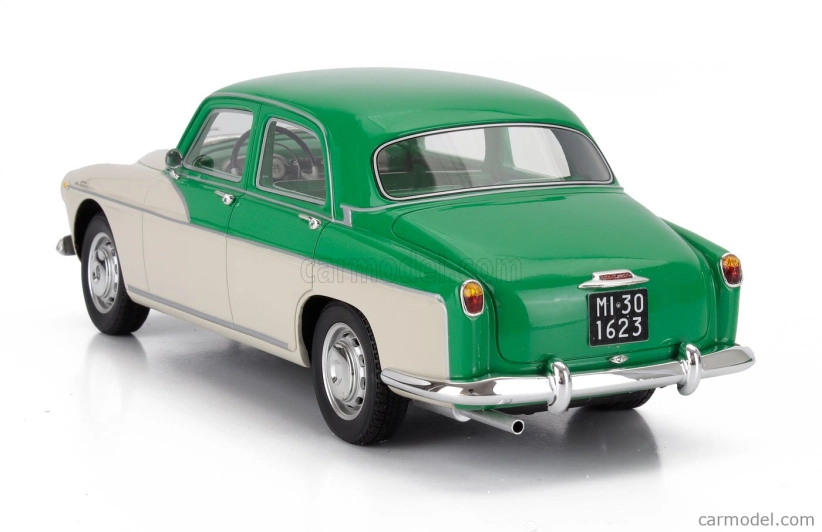 Modely v mierke Alfa romeo 1900 Super Berlina 1958 1:18 Bielozelená