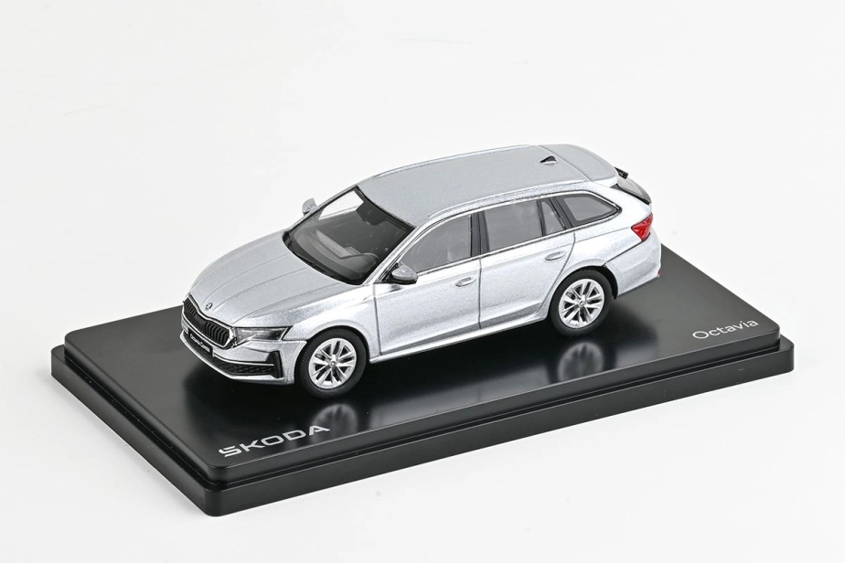 Abrex Škoda Octavia IV FL Combi (2024) 1:43 - Silver Brilliant Metallic | RCprofi.sk