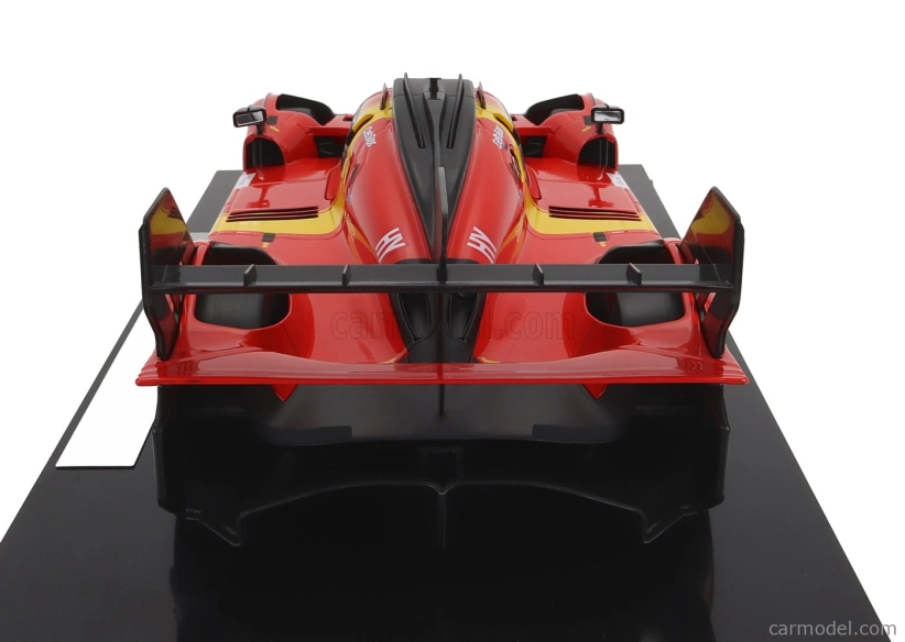 Bburago Ferrari 499p 3.0l Turbo V6 Team Ferrari Af Corse N 51 Winner 24h Le Mans 2023 Alessandro Pier Guidi - James Calado - Antonio Giovinazzi - With Showcase - Exclusive Carmodel 1:18 Červená Žlutá Černá
