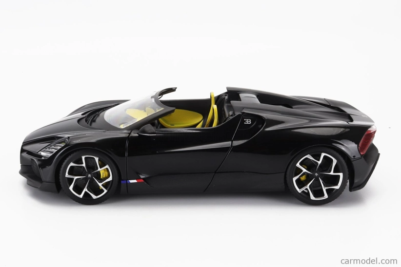 Bburago Bugatti W16 Mistral 2023 1:18 Black