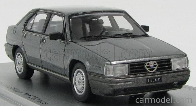 Kess-model Alfa romeo Alfa90 Quadrifoglio Oro 1983 1:43 Grigio Medio Met Grey