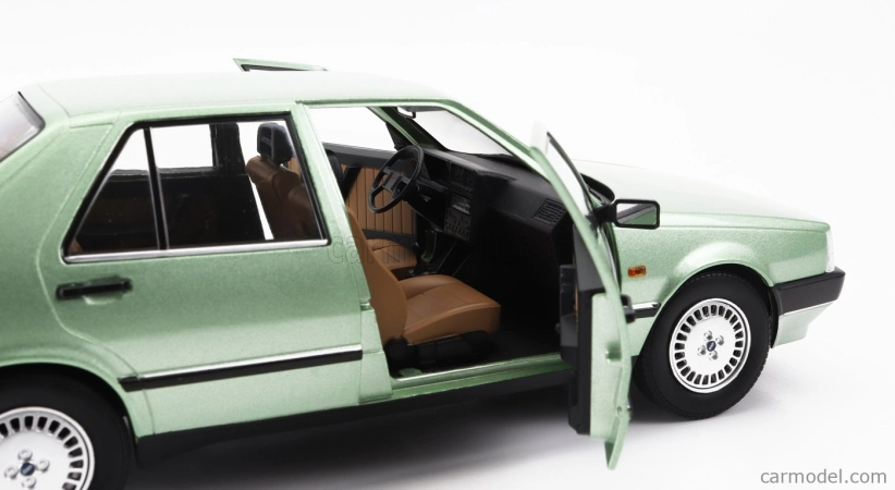 Mitica-diecast Fiat Croma 2.0 Turbo Ie 1988 1:18 Green Met Ceylon 359
