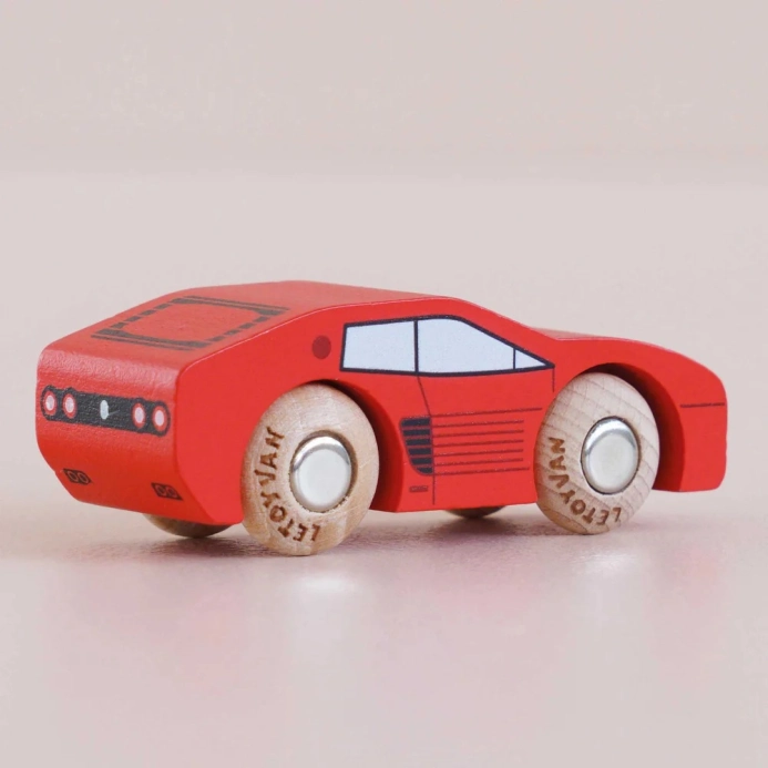 Le Toy Van Drevené autíčko Marco