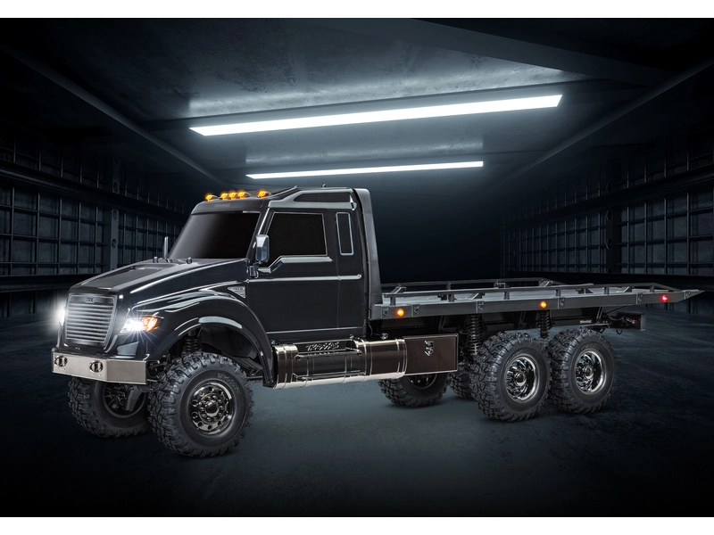 Traxxas TRX-6 Ultimate RC Hauler 6x6 1:10 RTR s navijakom čierny