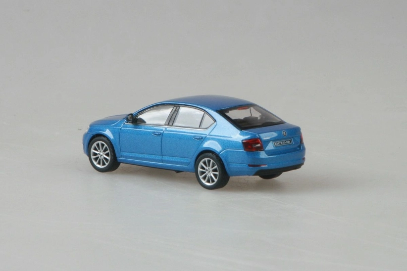 Abrex Škoda Octavia III (2012) 1:43 – modrá denim metalíza