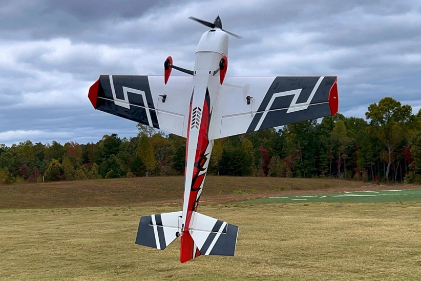 60" Edge 540T V2 EXP - červená/čierna 1,52m