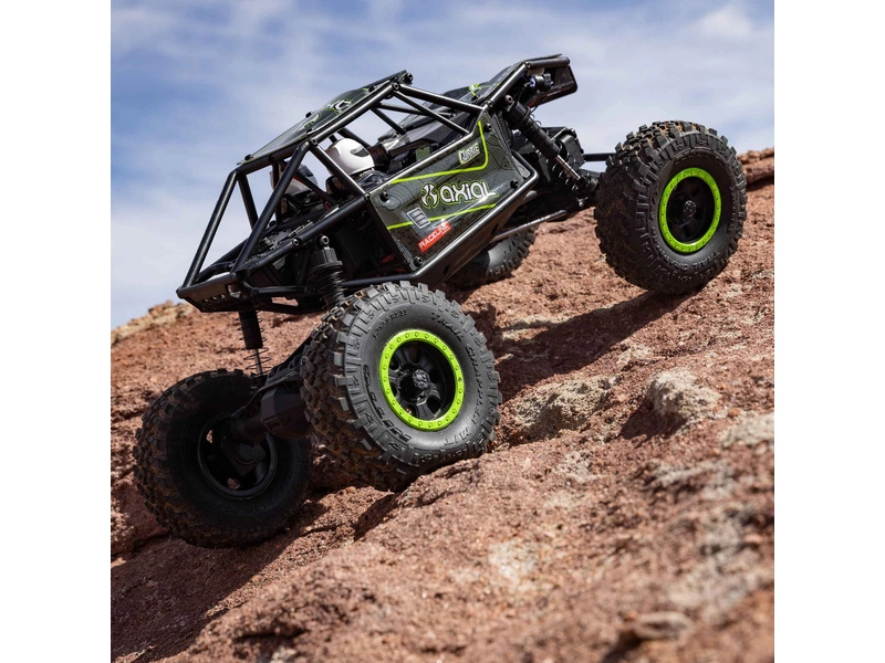 Axial Capra 1:18 V2 4WD RTR čierna
