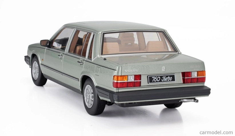 Triple9 Volvo 760 Turbo Intercooler 1985 1:18 Svetlozelená
