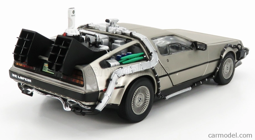 Sun-star De lorean Time Machine - Back To The Future 2 - Ritorno Al Futuro 2 1:18 Silver