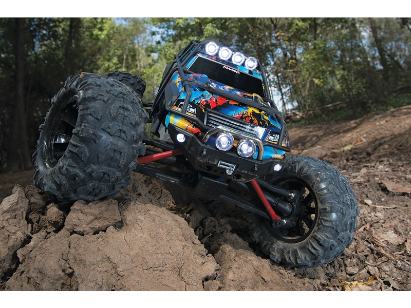 ROZBALENO - RC auto Traxxas Summit 1:16 RTR Rock'n Roll