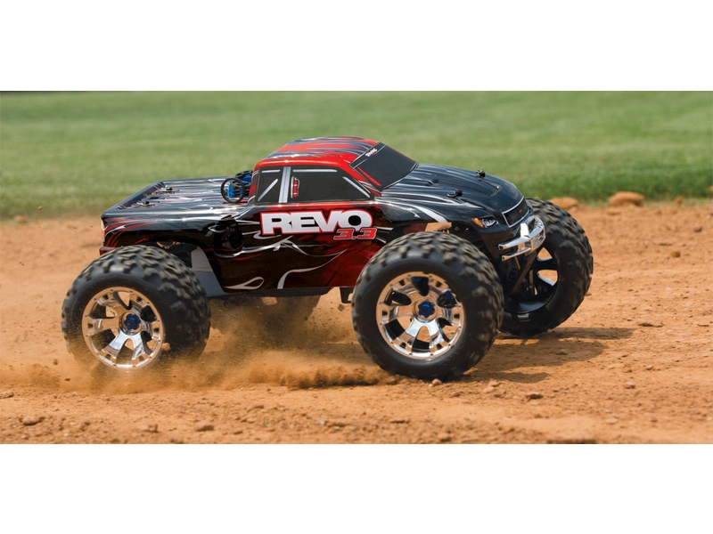 RC auto Traxxas Nitro Revo