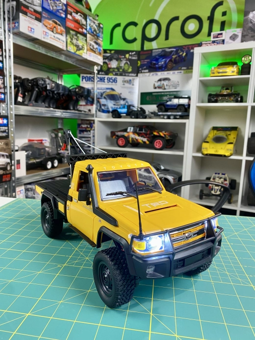 RC auto Land Cruiser Toyota s navijakom, žlté | RCprofi.sk