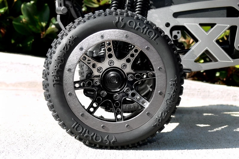 Oversize Beadlock 8-lúčové disky čierny chróm (2 ks.)