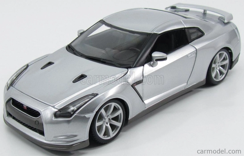 Ixo-models Nissan Gt-r (r35) Coupe 2009 1:8 Silver