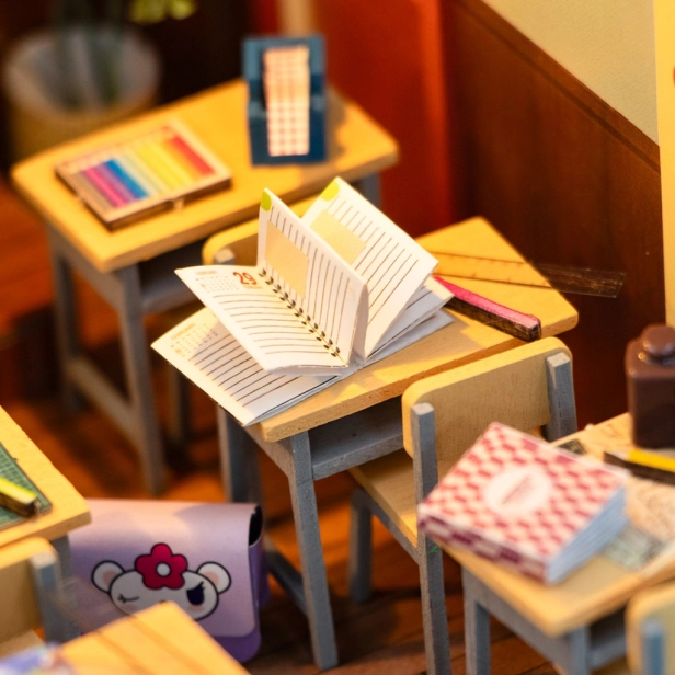 2Kids Toys Miniatúrny domček Školská trieda